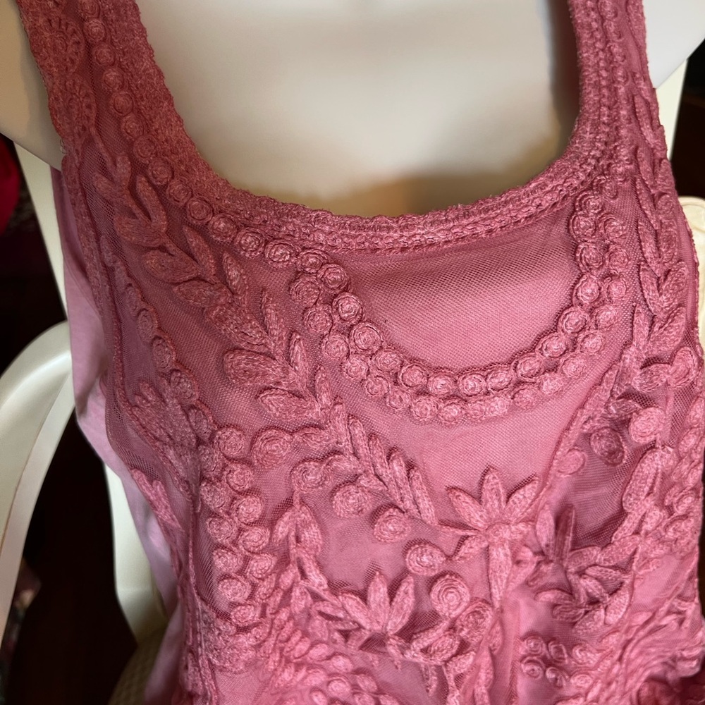 Unity World Wear Rose Tank - Picture 15 of 15